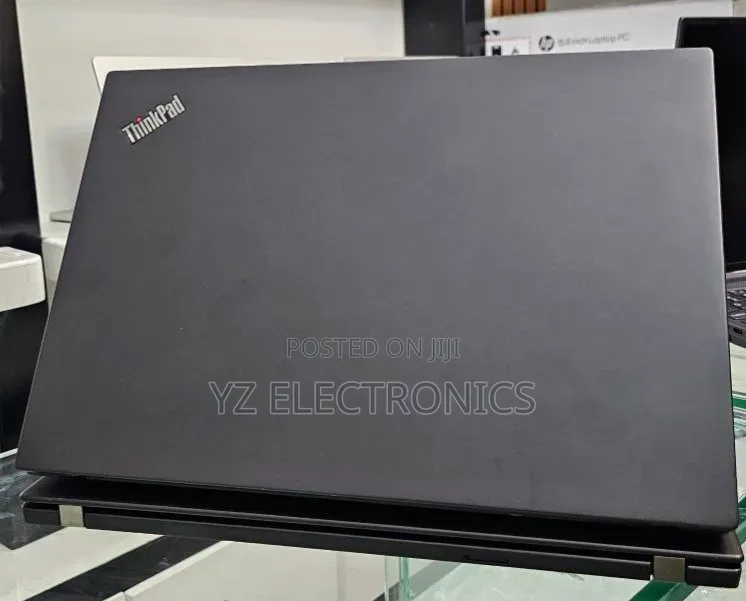 New Laptop Lenovo ThinkPad t495s 16GB AMD Ryzen 7 SSD 512GB
