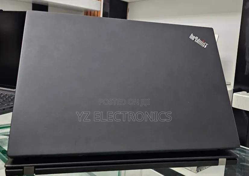 New Laptop Lenovo ThinkPad t495s 16GB AMD Ryzen 7 SSD 512GB