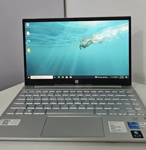 New Laptop HP Pavilion 13 8GB Intel Core i5 SSD 512GB