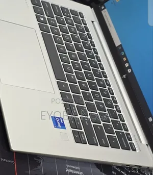 New Laptop HP EliteBook 840 G9 16GB Intel Core i7 SSD 512GB