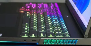 New Laptop Lenovo 32GB AMD Ryzen 9 SSD 1T