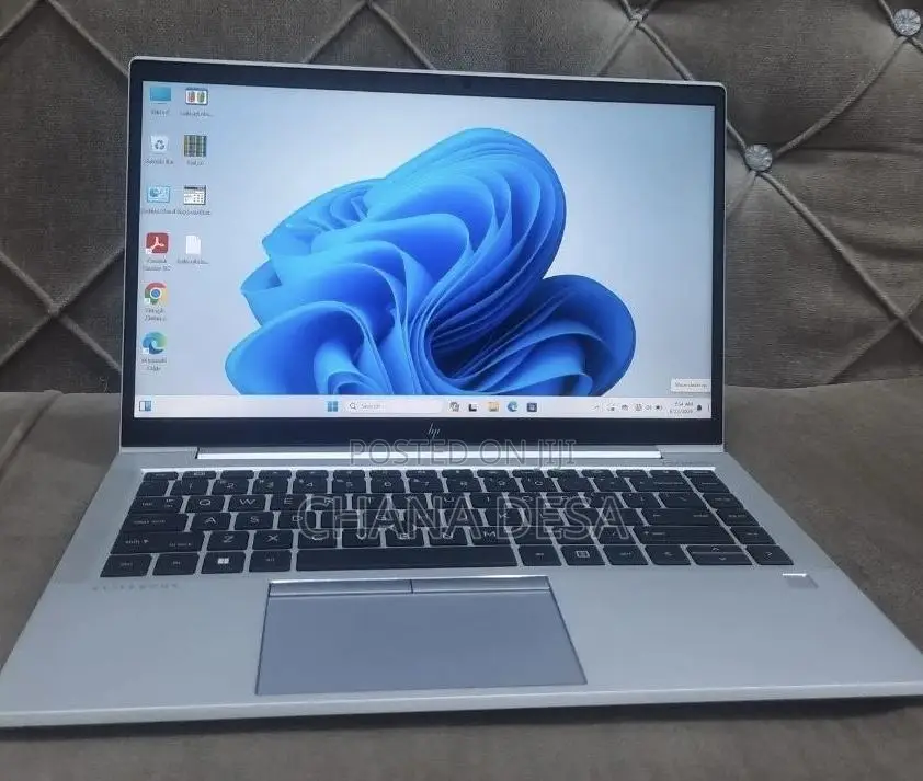 New Laptop HP EliteBook 840 G8 16GB Intel Core i7 SSD 512GB
