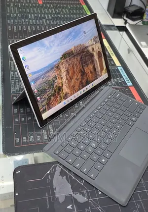 New Laptop Microsoft Surface Pro 7 16GB Intel Core i7 SSD 512GB