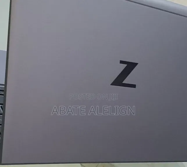 New Laptop HP ZBook Studio 16GB Intel Core i5 SSD 512GB