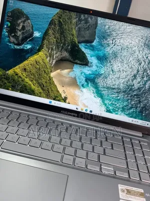 New Laptop Asus Vivobook 15 16GB AMD Ryzen 7 SSD 512GB