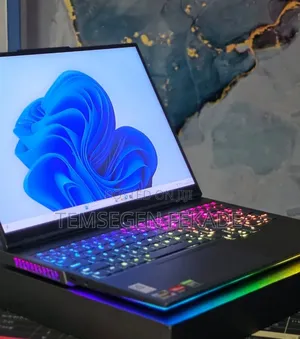 New Laptop Lenovo Legion 9 32GB AMD Ryzen 9 SSD 1T