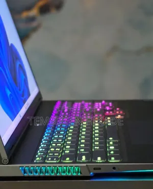 New Laptop Lenovo Legion 9 32GB AMD Ryzen 9 SSD 1T