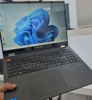 New Laptop Asus VivoBook 15 X505BA 16GB Intel Core i5 SSD 512GB