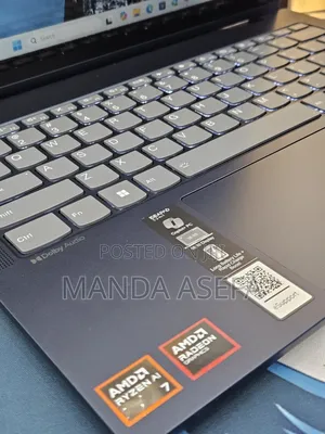 New Laptop Lenovo 16GB AMD Ryzen 7 SSD 1T