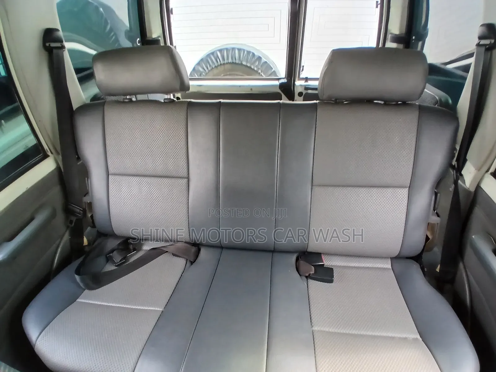 Toyota Land Cruiser 2016 White