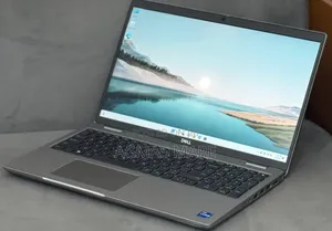 New Laptop Dell Precision 3571 16GB Intel Core i7 SSD 512GB