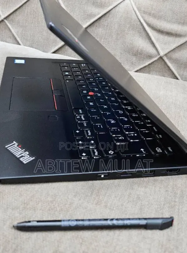 New Laptop Lenovo ThinkPad X390 Yoga 16GB Intel Core i7 SSD 512GB