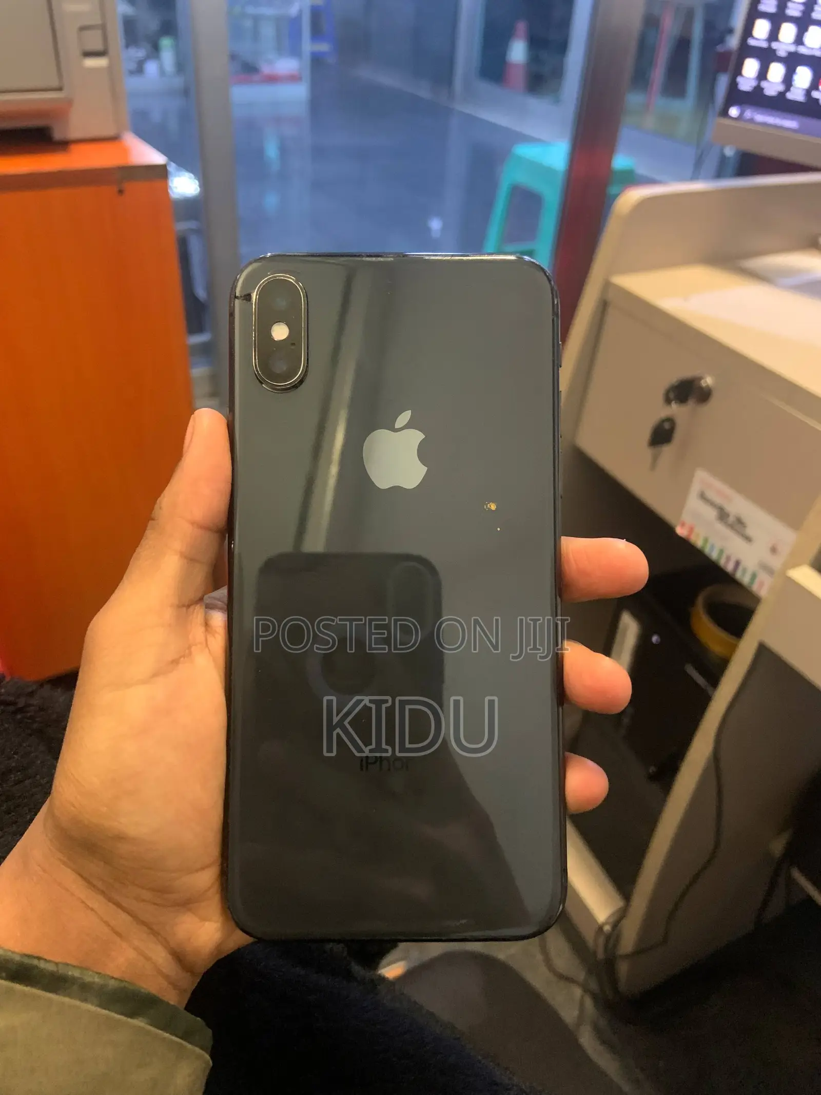 Apple iPhone X 64 GB Black