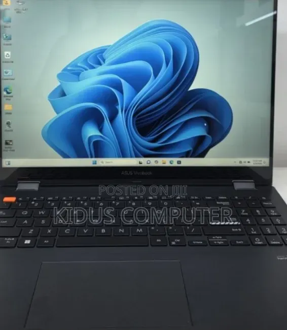 New Laptop Asus Vivobook 14 16GB Intel Core i5 SSD 512GB