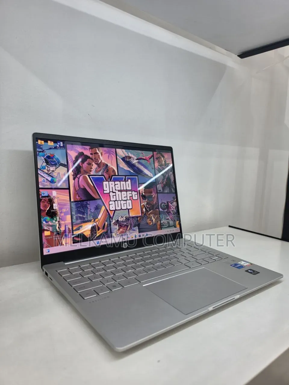 New Laptop HP Pavilion 14 16GB Intel Core i5 SSD 512GB