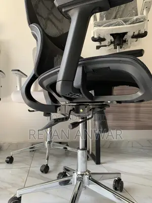 Multifunctional Airgonomic Managerial