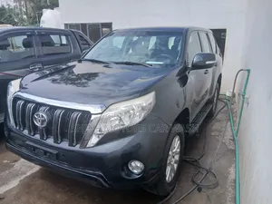 Toyota Land Cruiser 2015 Black