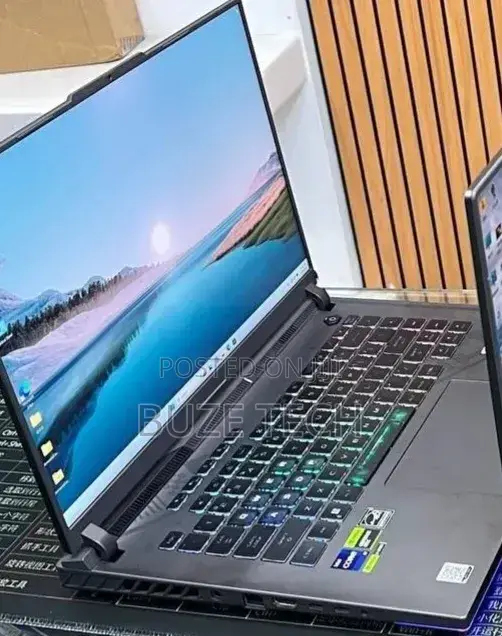 New Laptop Asus 16GB Intel Core i9 SSD 1T