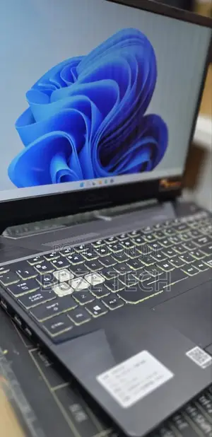 New Laptop Asus 16GB AMD Ryzen 9 SSD 512GB