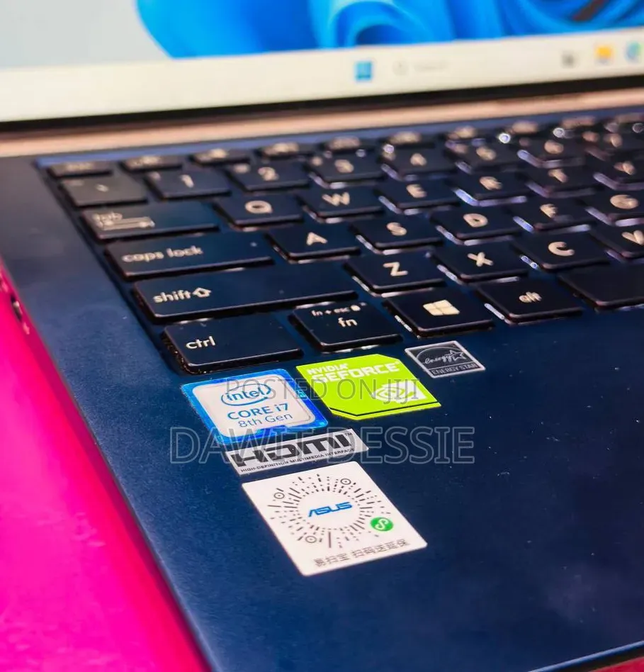 New Laptop Asus 16GB Intel Core i7 SSD 512GB