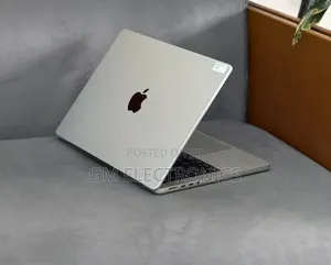 New Laptop Apple MacBook Pro 2021 M1 16GB Intel Core i7 SSD 512GB