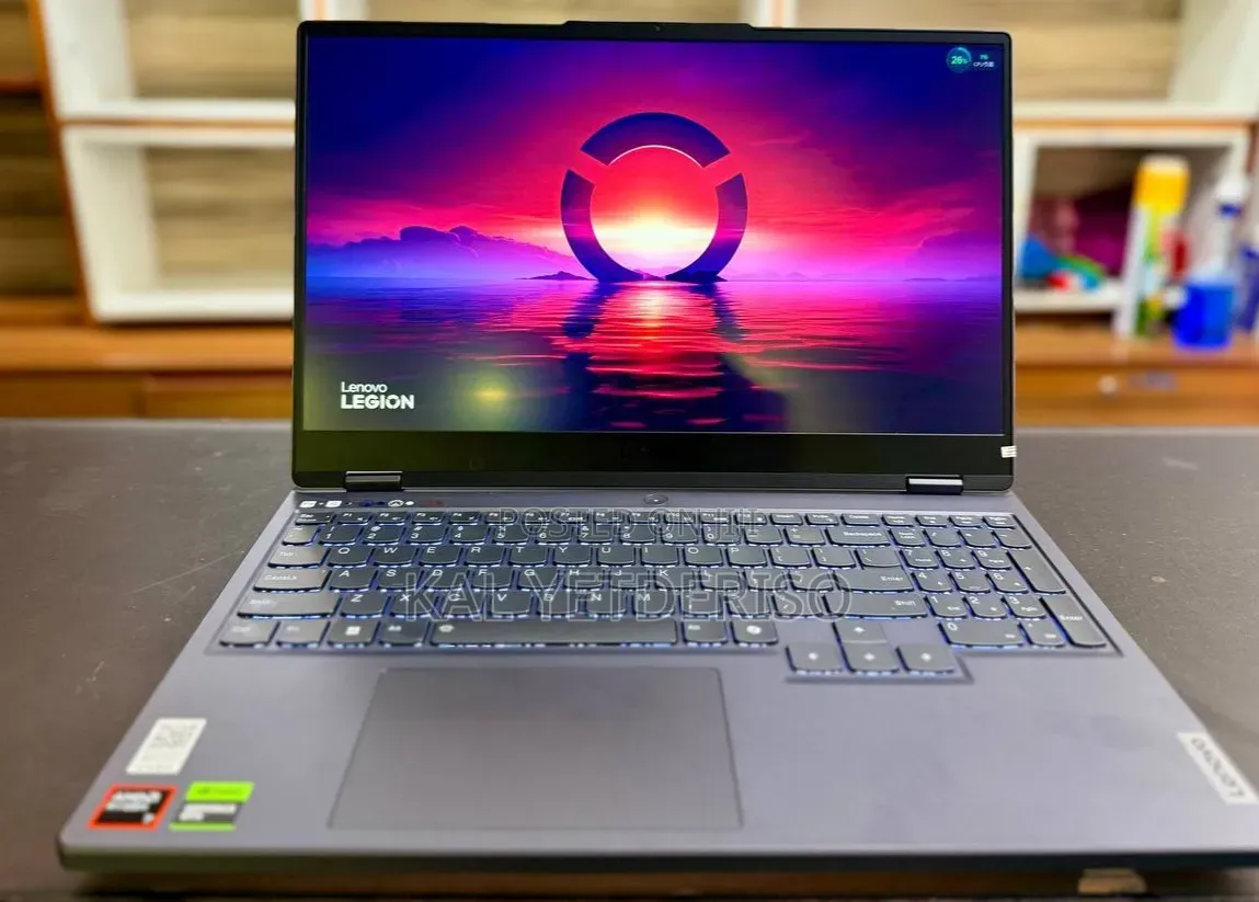 New Laptop Lenovo Legion 5 16GB AMD Ryzen 7 SSD 512GB