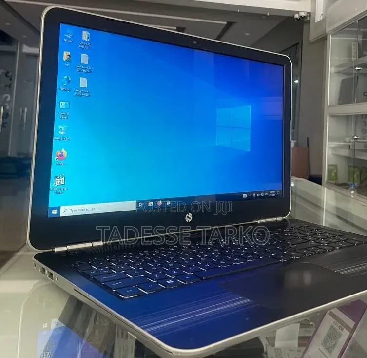 New Laptop HP Pavilion 14 8GB Intel Core i5 HDD 1T
