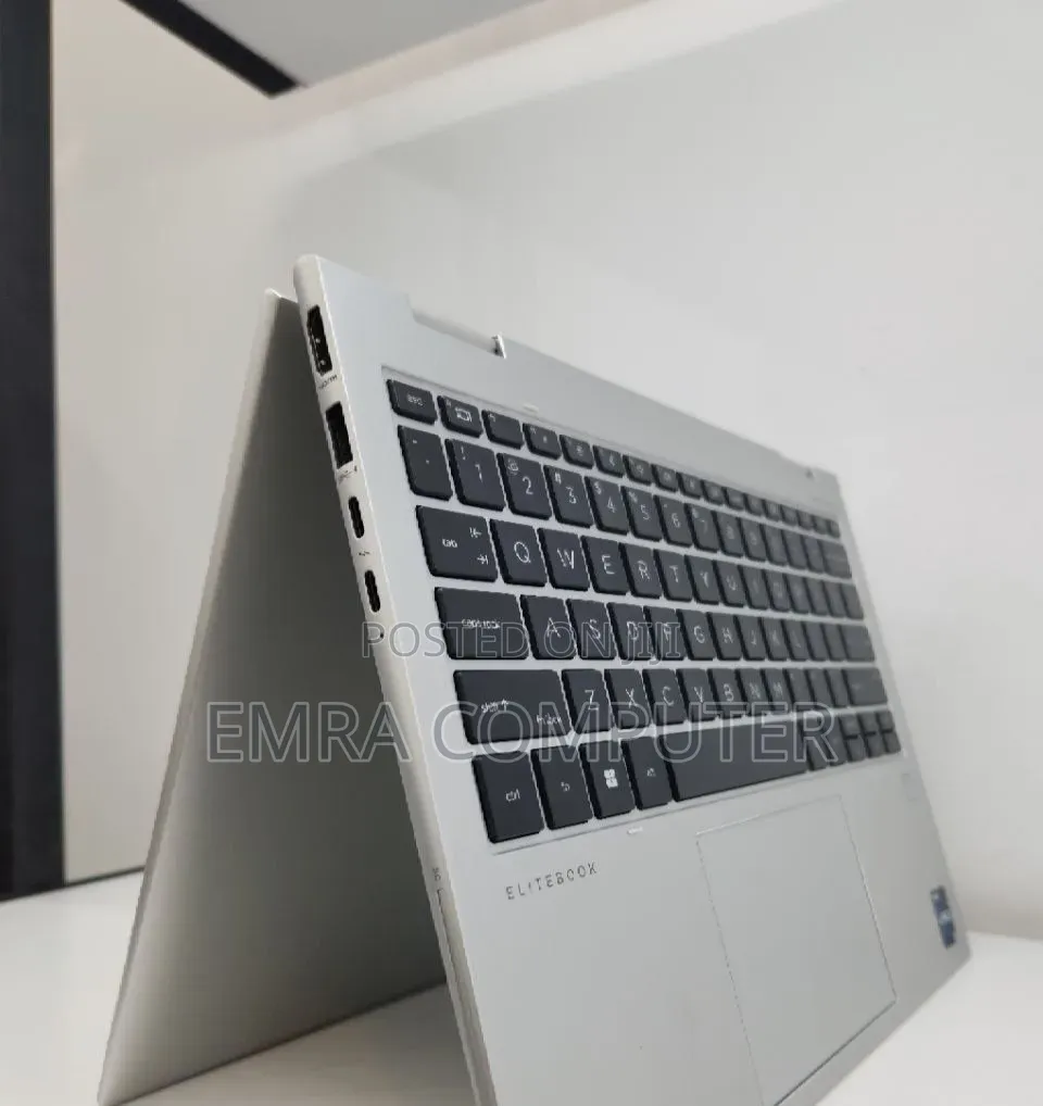 New Laptop HP EliteBook 830 16GB Intel Core i7 SSD 512GB