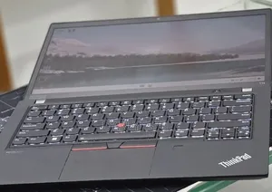 New Laptop Lenovo ThinkPad T14 16GB Intel Core i7 SSD 256GB