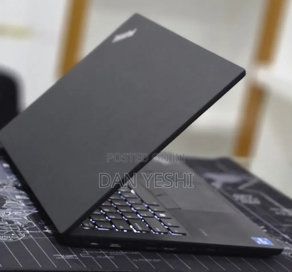 New Laptop Lenovo ThinkPad T14 16GB Intel Core i7 SSD 256GB