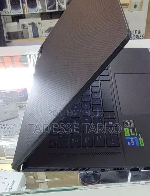 New Laptop Asus ROG Zephyrus G15 16GB Intel Core i7 SSD 512GB