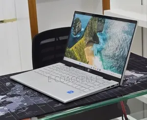 New Laptop HP 8GB Intel Core i5 SSD 512GB