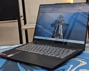 New Laptop Lenovo IdeaPad 520 16GB AMD Ryzen 7 SSD 1T
