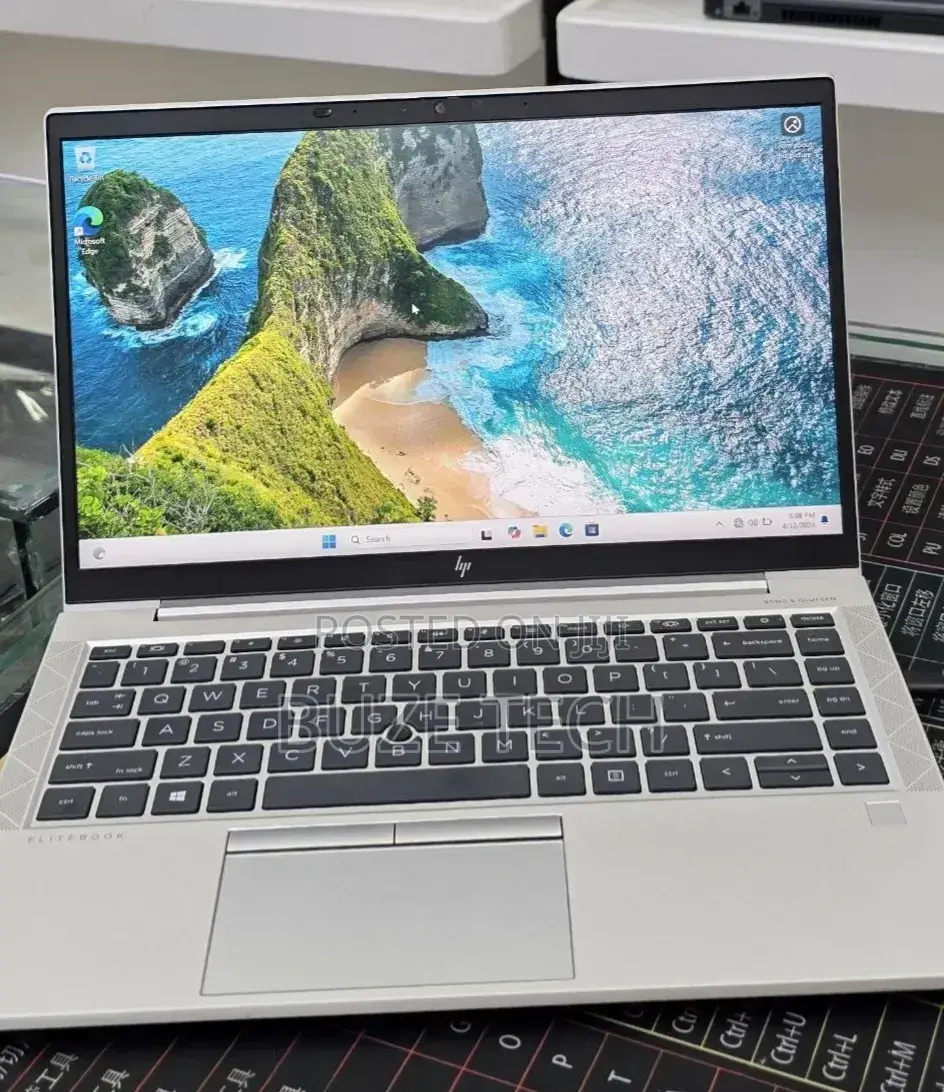 New Laptop HP EliteBook 845 G7 16GB AMD Ryzen 5 SSD 512GB