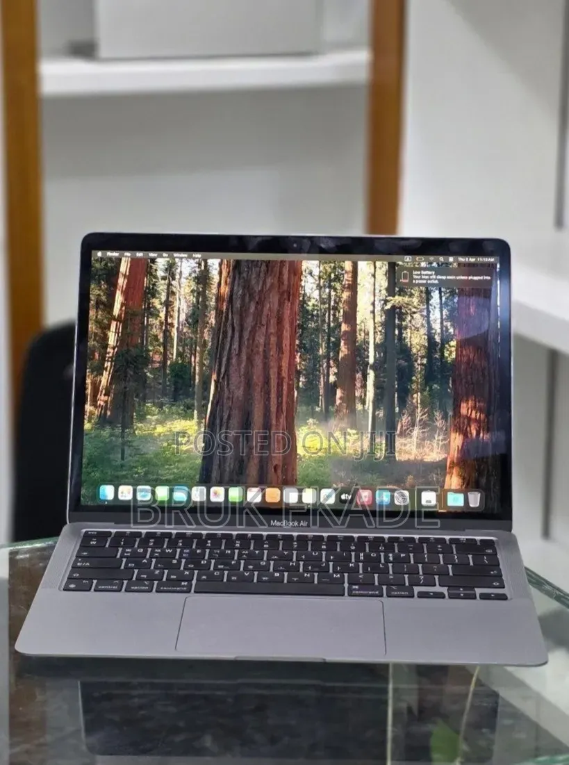 New Laptop Apple MacBook Air 2020 M1 8GB Apple M1 SSD 256GB
