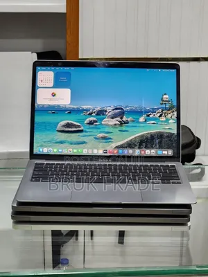 New Laptop Apple MacBook Air 2020 M1 8GB Apple M1 SSD 256GB