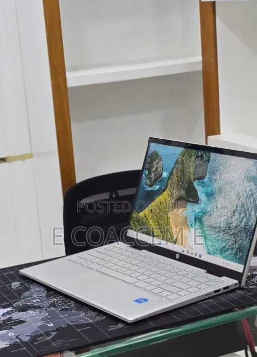 New Laptop HP 8GB Intel Core i5 SSD 512GB