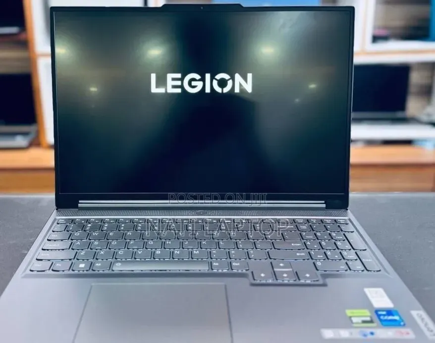 New Laptop Lenovo 16GB Intel Core i7 SSD 1T
