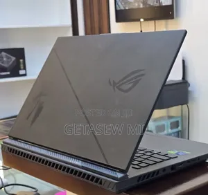New Laptop Asus ROG Strix G18 32GB Intel Core i9 SSD 1T