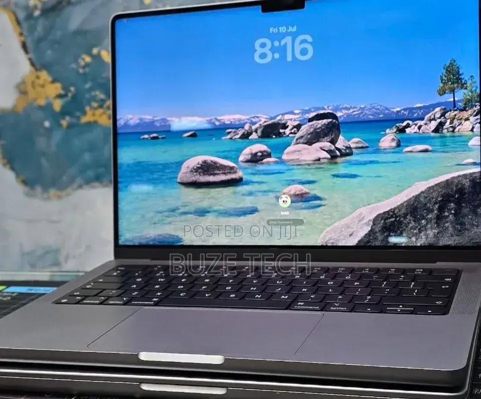 New Apple MacBook Pro 2020 M1 16GB Apple M1 Pro SSHD (Hybrid) 512GB