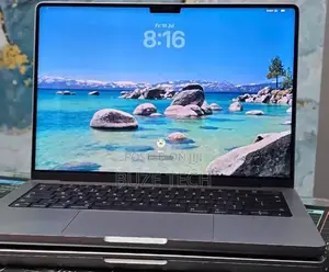 New Apple MacBook Pro 2020 M1 16GB Apple M1 Pro SSHD (Hybrid) 512GB