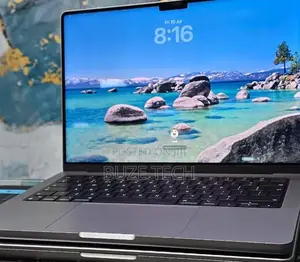 New Apple MacBook Pro 2020 M1 16GB Apple M1 Pro SSHD (Hybrid) 512GB