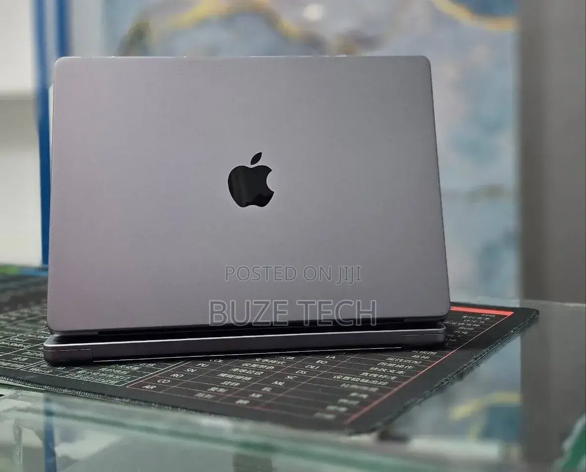 New Apple MacBook Pro 2020 M1 16GB Apple M1 Pro SSHD (Hybrid) 512GB