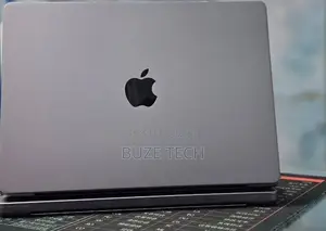 New Apple MacBook Pro 2020 M1 16GB Apple M1 Pro SSHD (Hybrid) 512GB