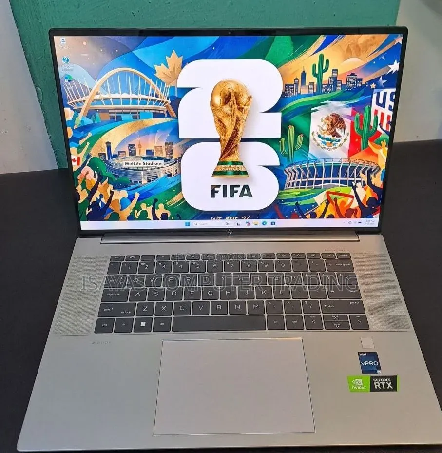 New Laptop HP ZBook Studio 16GB Intel Core i9 SSD 512GB