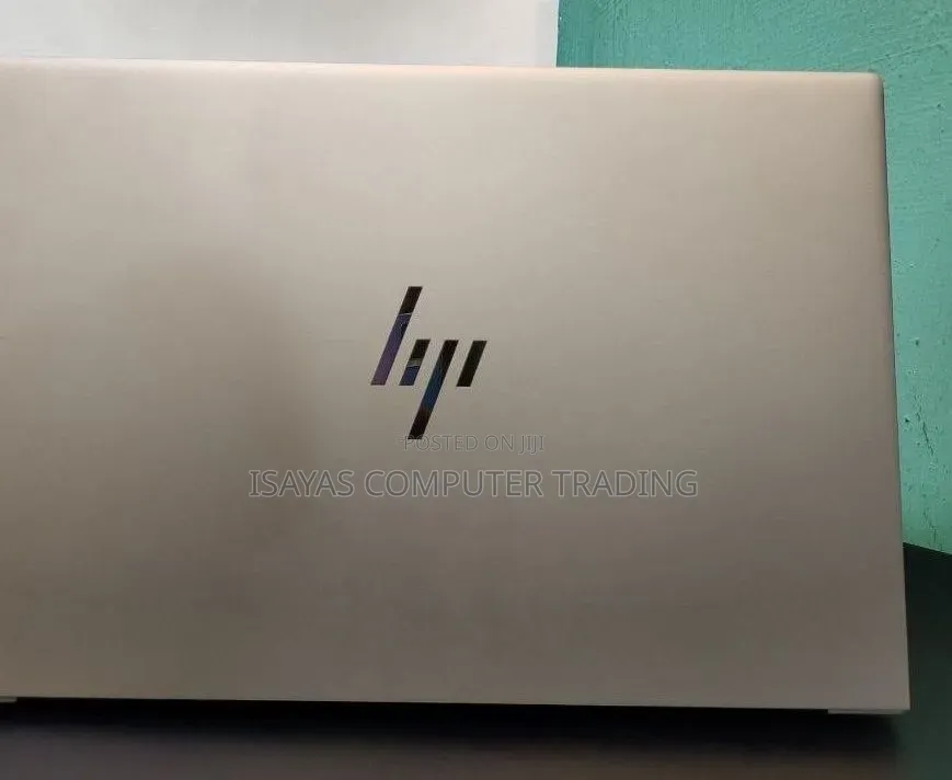 New Laptop HP ZBook Studio 16GB Intel Core i9 SSD 512GB