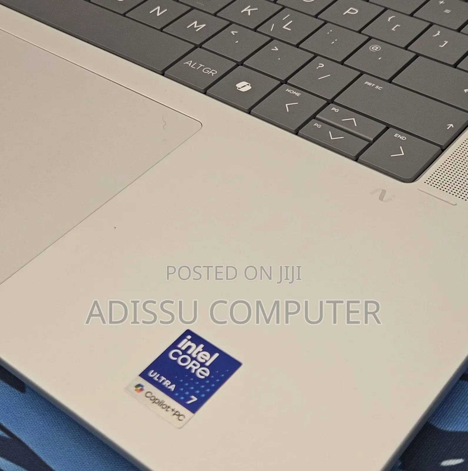 New Laptop HP Compaq Presario 4GB Intel Core i7 SSD 1T