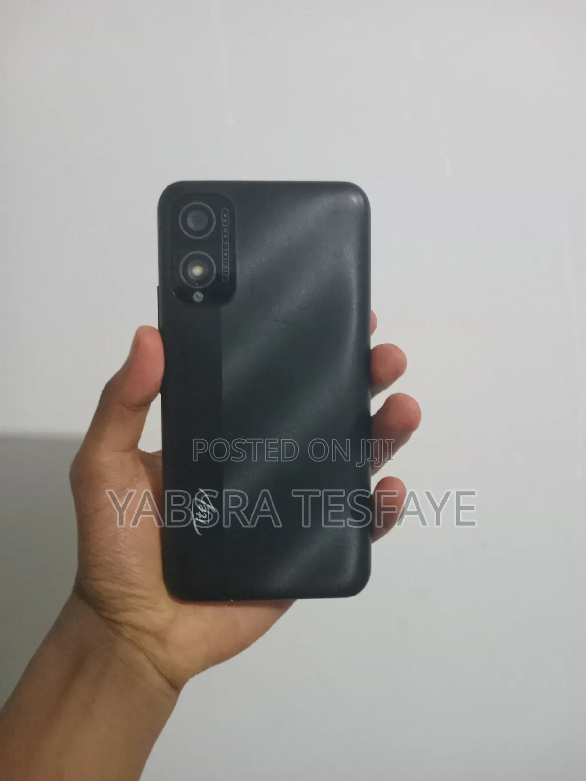 Itel A18 32 GB Silver