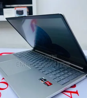 New Laptop HP 8GB AMD Ryzen 5 SSD 512GB