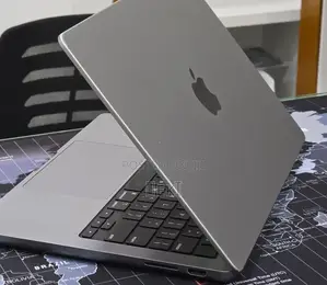 New Laptop Apple MacBook Pro 2023 M3 8GB Apple M3 SSD 512GB